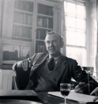 Dangerous Edge: A Life of Graham Greene (фильм 2013)